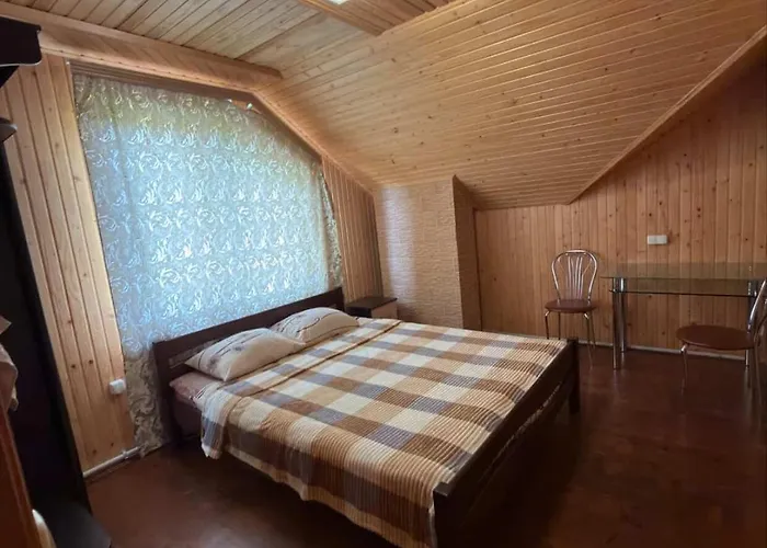 シャレー карпатський дивокрай Perekrestnoye