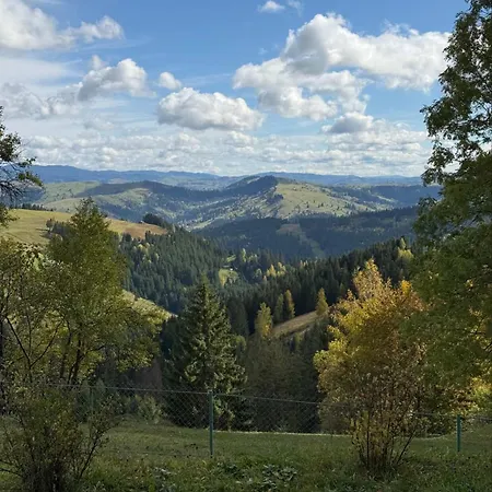 Alpehytte карпатський дивокрай *